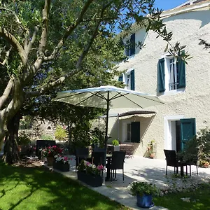 https://le-moulin-de-varrians.fr-provencehotel.com