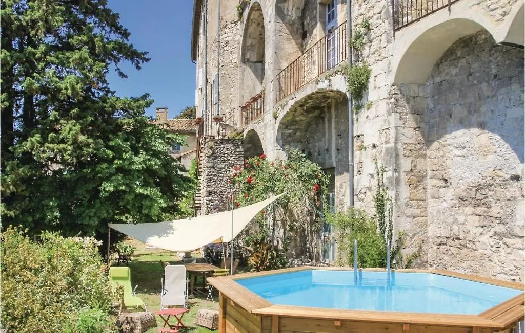 Les Jardins De La Cathedrale Chambres D Hotes Gite De Groupe Viviers